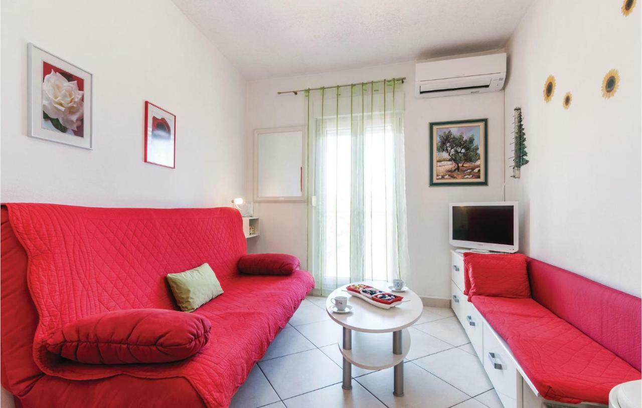 One-Bedroom Apartment In Zadar Exterior photo